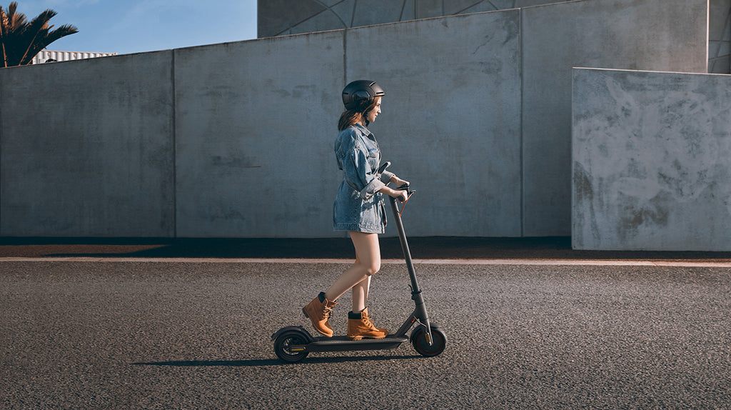 Riding Safely When Using an Electric Scooter in Public Image