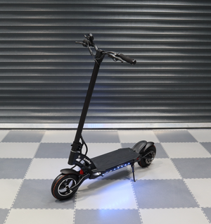 Ex-Showroom Kaabo Mantis 10 Lite Electric Scooter